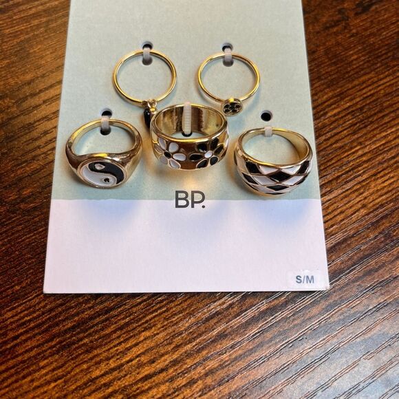 BOGO 🌟Nordstrom BP Five-Pack Gold Tone Rings - Picture 6 of 6
